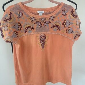 SUNDANCE Embroidered Apricot Knit Top. Small
